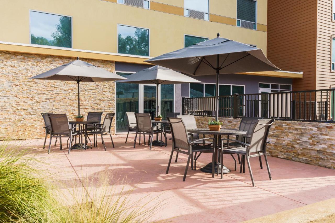 Fairfield Inn & Suites By Marriott Oakhurst Yosemite Экстерьер фото